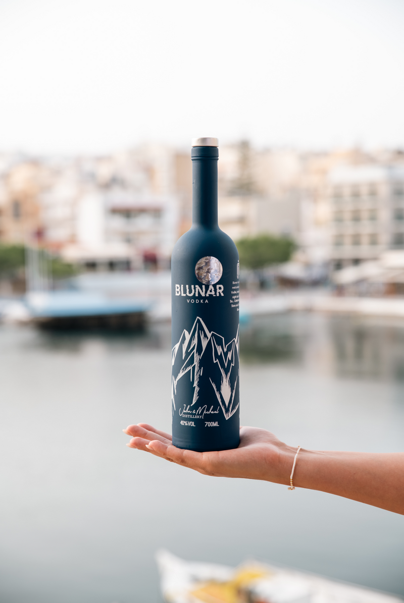 BLUNAR CRETAN VODKA 700ML