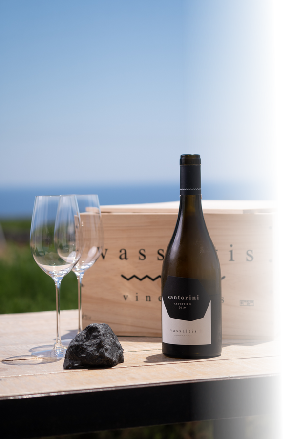 Santorini Assyrtiko Dry White Wine 750ml